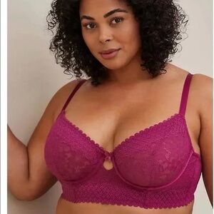 Torrid Curve NWT Unlined Lace Underwire Bra in Boysenberry Size 2